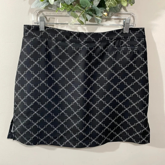 Aspire Dri-Logic Black & White Caviar Print Golf Skort 10 - Picture 1 of 11